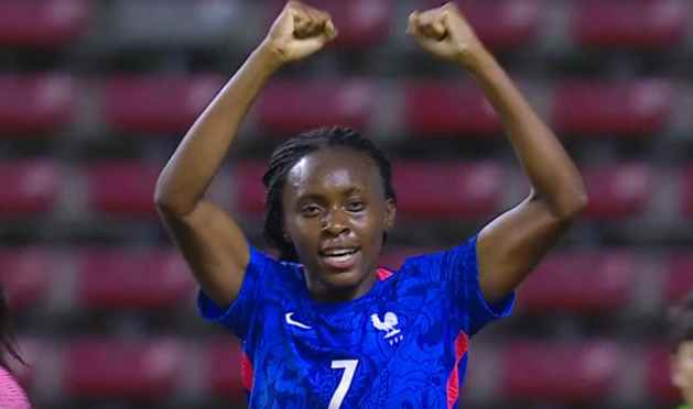 Esther Mbakem Niaro assure la qualification tricolore (capture TV Canal + Sport) Esther Mbakem Niaro assure la qualification tricolore (capture TV Canal + Sport)