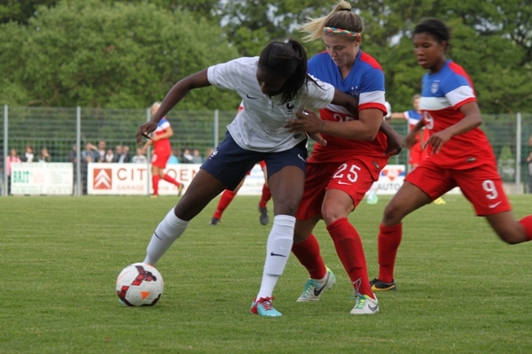 La France devra répondre au défi physique (photo Sébastien Duret) La France devra répondre au défi physique (photo Sébastien Duret)