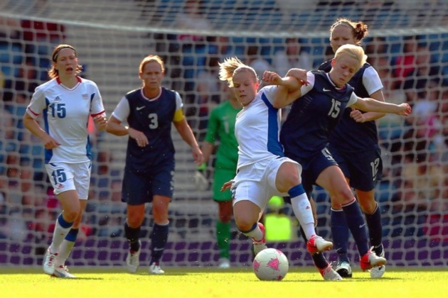 Le Sommer ne croisera pas Rapinoe, blessée, sur le terrain Le Sommer ne croisera pas Rapinoe, blessée, sur le terrain