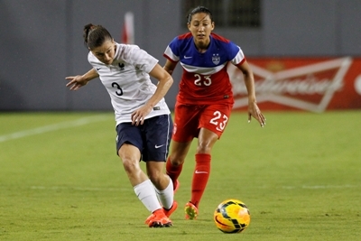 Laure Boulleau devance Christen Press