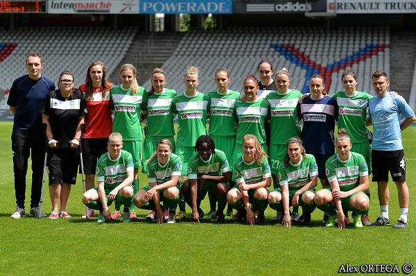 L'équipe d'Hénin lors du match du 1er juin à Gerland, la plus jeune de la saison (photo Alex Ortega) L'équipe d'Hénin lors du match du 1er juin à Gerland, la plus jeune de la saison (photo Alex Ortega)