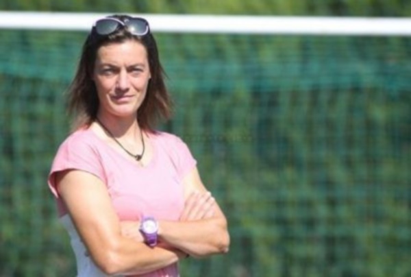 Ligue 2 - Corinne DIACRE à Clermont Foot Ligue 2 - Corinne DIACRE à Clermont Foot