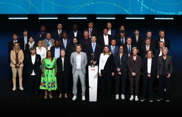 Bleues - Corinne DIACRE a réagi au tirage au sort : "La première place pourrait se jouer entre le Brésil et nous" Bleues - Corinne DIACRE a réagi au tirage au sort : "La première place pourrait se jouer entre le Brésil et nous"