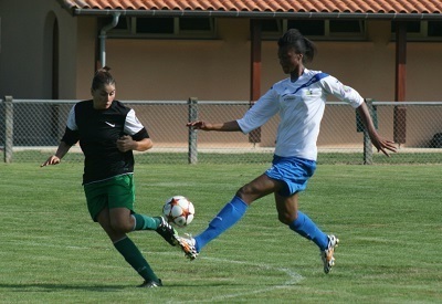 La grande Kelly Koné étrenne le maillot charentais La grande Kelly Koné étrenne le maillot charentais