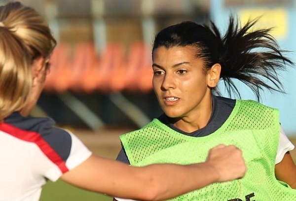 Kenza Dali : "Apporter mon petit plus" (photo FFF) Kenza Dali : "Apporter mon petit plus" (photo FFF)