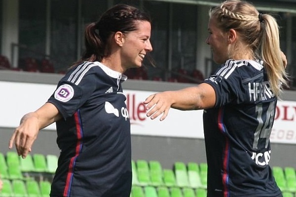 Lotta Schelin et Ada Hegerberg, duo d'attaque gagnant (photo vrouwenteam.be)