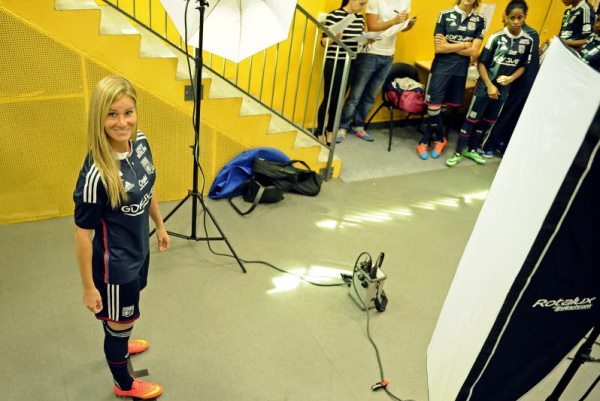 Amandine Henry lors de la séance photo de l'OL (photo Stéphane Guiochon/Le Progrès) Amandine Henry lors de la séance photo de l'OL (photo Stéphane Guiochon/Le Progrès)