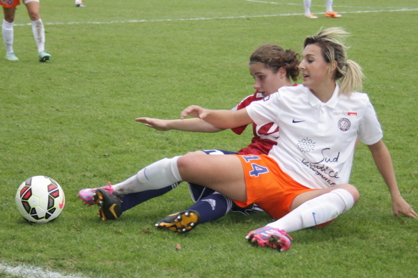 Deux buts et de nombreux gestes de classe pour Claire Lavogez.