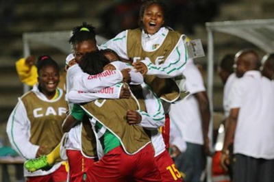 Le banc camerounais exulte (photo CAF) Le banc camerounais exulte (photo CAF)