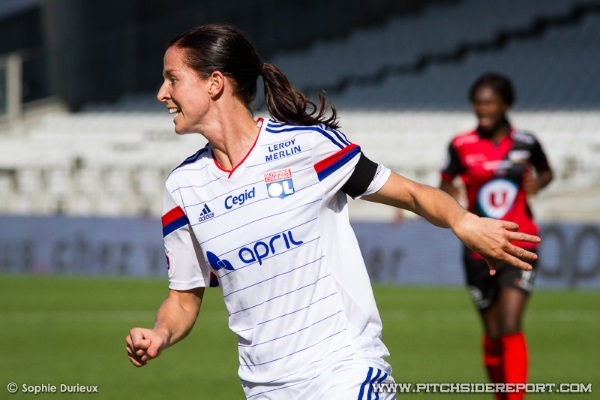 Buteuse contre l'Allemagne, Schelin retrouvera les Allemandes du PSG ce samedi soir Buteuse contre l'Allemagne, Schelin retrouvera les Allemandes du PSG ce samedi soir