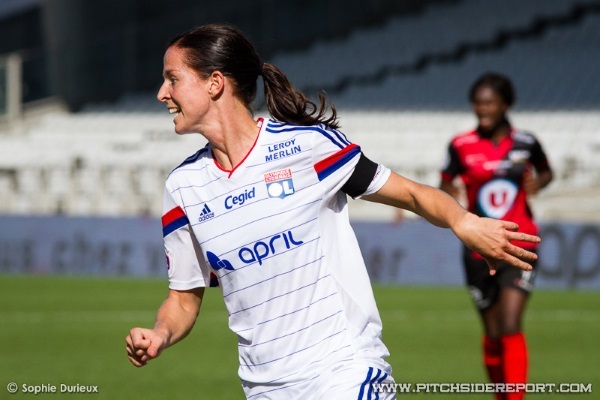 Buteuse contre l'Allemagne, Schelin retrouvera les Allemandes du PSG ce samedi soir