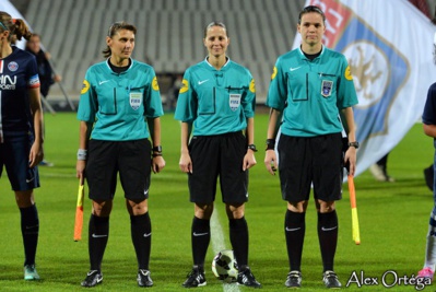 Le trio arbitral : Solenne Bartnik, Florence Guillemin, Jennifer Maubacq Le trio arbitral : Solenne Bartnik, Florence Guillemin, Jennifer Maubacq
