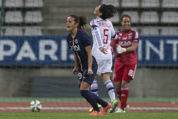 Alushi, meilleure joueuse du match, a permis au PSG de garder l'espoir (photo E Baledent/LMP) Alushi, meilleure joueuse du match, a permis au PSG de garder l'espoir (photo E Baledent/LMP)