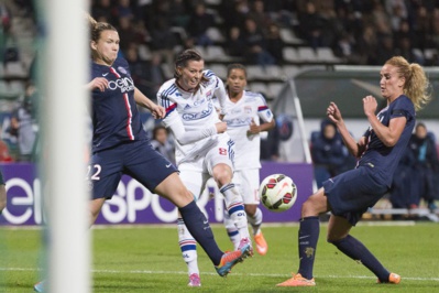 La défense parisienne s'est montrée plus solide (photo E Baledent/LMP) La défense parisienne s'est montrée plus solide (photo E Baledent/LMP)