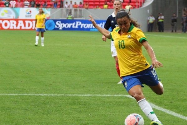 Marta sera à Gerland (photo Andre Borges)