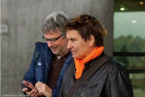 Claude Deville-Cavellin, au second plan, va assurer l'intérim de Sandrine Mathivet à Juvisy (photo W Morice)