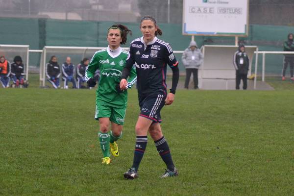 Première titularisation pour R. Lavaud et le capitanat pour E. Bussaglia (photo P. Souchon/ASSE féminine)