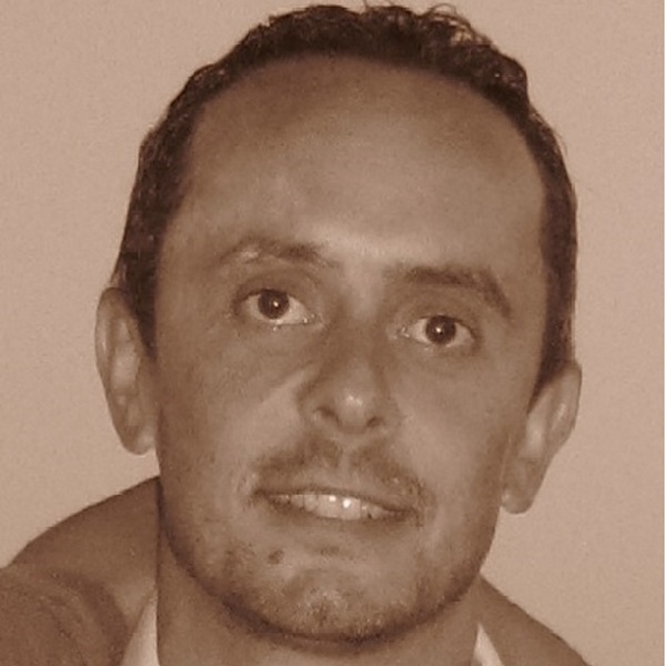 Agent commercial Sébastien Blanchard Footoféminin Agent commercial Sébastien Blanchard Footoféminin