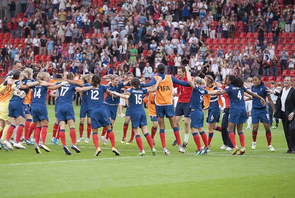 La joie tricolore lors du France - Angleterre en Coupe du Monde 2011 (photo E Baledent/LMP)