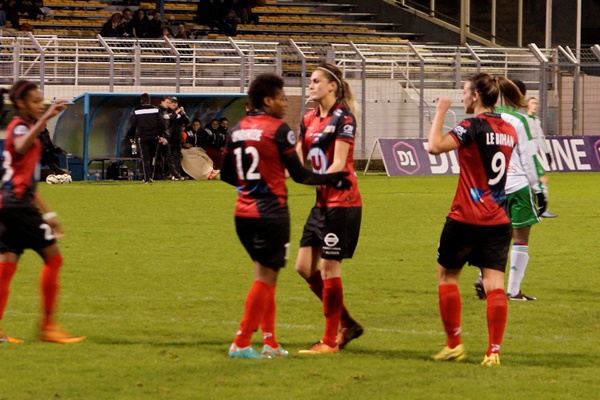 D1 - GUINGAMP - SAINT-ETIENNE : 3-2