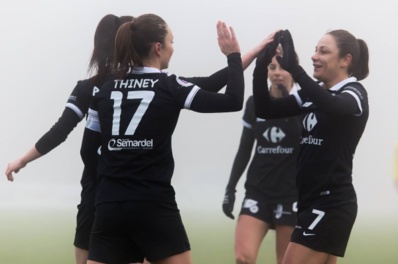 Thiney et Brétigny, serial buteuses (photo A. Nelson Sindfoul)