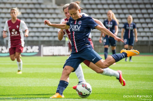 Laure Boulleau attend la décision de la FFF