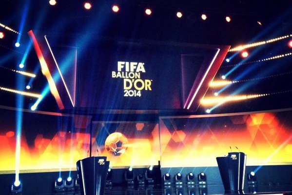 Nadine Kessler arrivera-t-elle à détrôner Marta et Wambach, Stephanie Roche sera-t-elle désignée pour le plus beau but ? Réponse lundi soir. Nadine Kessler arrivera-t-elle à détrôner Marta et Wambach, Stephanie Roche sera-t-elle désignée pour le plus beau but ? Réponse lundi soir.