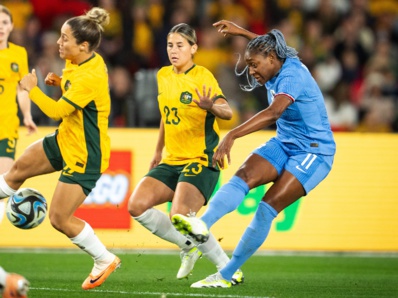 L'attaque des Bleues, ici avec Diani, est restée muette (photo FFF) L'attaque des Bleues, ici avec Diani, est restée muette (photo FFF)