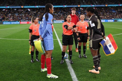 Bleues - Hervé RENARD veut positiver : "Il faut garder le cap" Bleues - Hervé RENARD veut positiver : "Il faut garder le cap"