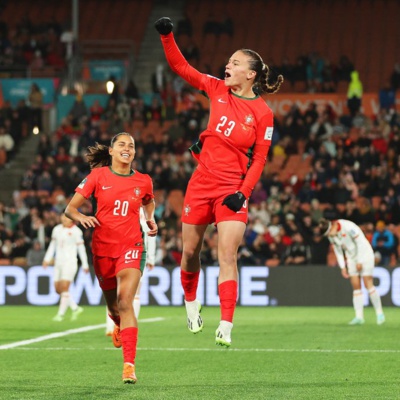 Telma frappe et le Portugal reste en course (photo FIFA WWC)