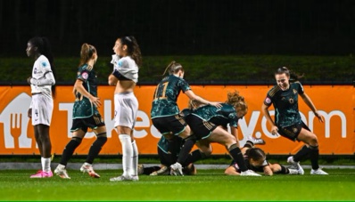 Le but de l'égalisation à la 90+3e est célébré par les Allemandes (photo UEFA.com) Le but de l'égalisation à la 90+3e est célébré par les Allemandes (photo UEFA.com)