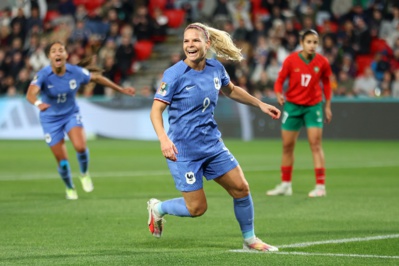 Le Sommer porte son total à 92 buts en équipe de France A Le Sommer porte son total à 92 buts en équipe de France A