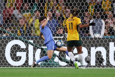 Élisa De Almeida retire le ballon du cadre sur la frappe de Mary Fowler (photo FIFA WWC) Élisa De Almeida retire le ballon du cadre sur la frappe de Mary Fowler (photo FIFA WWC)
