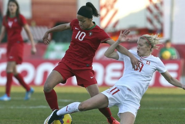 Les Portugaises, futures adversaires des Bleues, ont battu la Suisse de Lara Dickenmann (photo FPF) Les Portugaises, futures adversaires des Bleues, ont battu la Suisse de Lara Dickenmann (photo FPF)