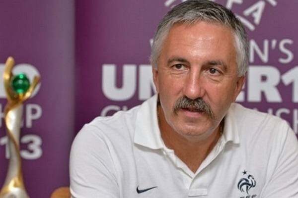 Gilles Eyquem a décroché le titre européen en 2013 avec les U19 (photo UEFA)