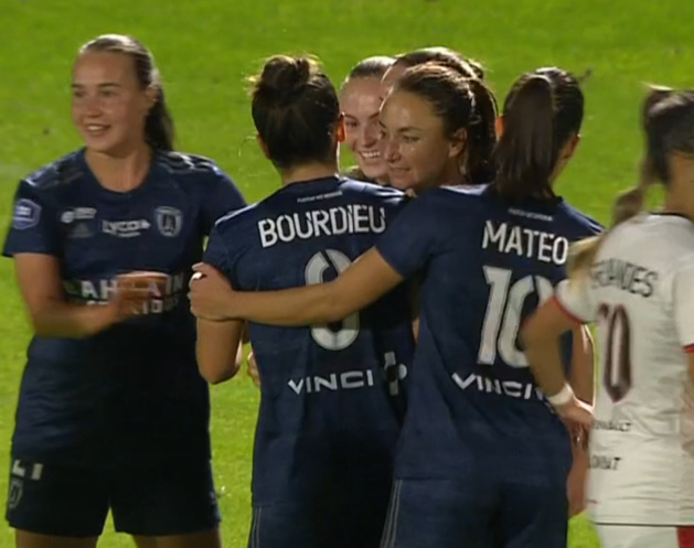 Bourdieu, Thiney et Matéo, les trois buteuses du Paris FC (capture TV) Bourdieu, Thiney et Matéo, les trois buteuses du Paris FC (capture TV)