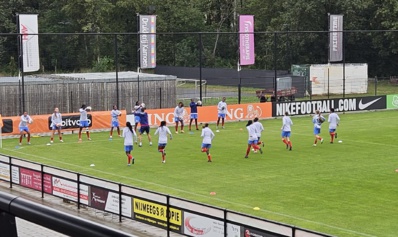 Les Françaises se retrouvent dès la fin de semaine pour préparer ces 3 matchs officiels (photo DR) Les Françaises se retrouvent dès la fin de semaine pour préparer ces 3 matchs officiels (photo DR)