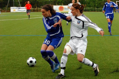 Lozé devant Jensen et Montpellier passe aux tirs au but (photo MHSC) Lozé devant Jensen et Montpellier passe aux tirs au but (photo MHSC)