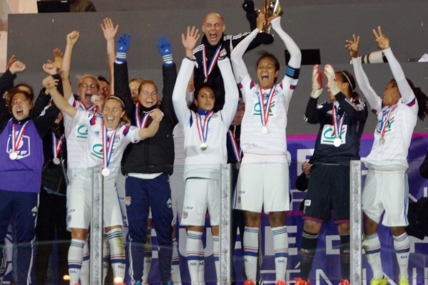 Wendie Renard remporte sa cinquième Coupe de France (photo Sébastien Duret)