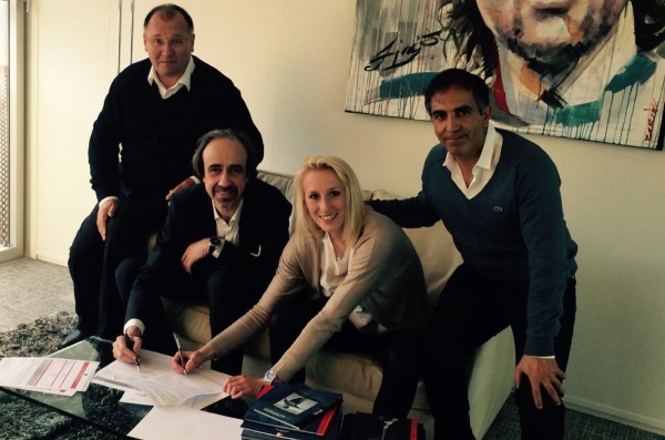 D1 - La gardienne KIEDRZYNEK prolonge jusqu'en 2018 avec le PSG D1 - La gardienne KIEDRZYNEK prolonge jusqu'en 2018 avec le PSG