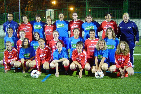 Les seniors féminines du FC Essartais. Photo DR Les seniors féminines du FC Essartais. Photo DR