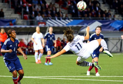 Lavogez et les Bleues peuvent s'envoler (photo ASNL) Lavogez et les Bleues peuvent s'envoler (photo ASNL)