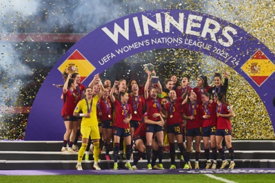 #UWNL - La FRANCE chute en finale #UWNL - La FRANCE chute en finale