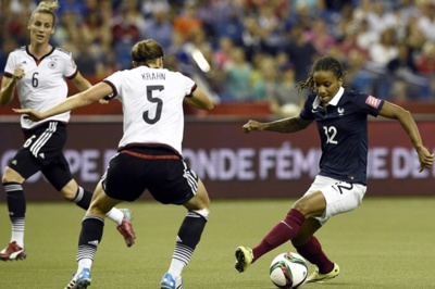 Thomis a bien bousculé la défense allemande (photo FIFA.com) Thomis a bien bousculé la défense allemande (photo FIFA.com)