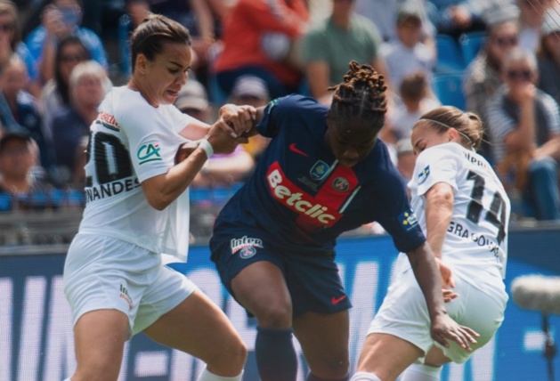 Duel accroché entre Fernandes et Baltimore (photo PSG) Duel accroché entre Fernandes et Baltimore (photo PSG)