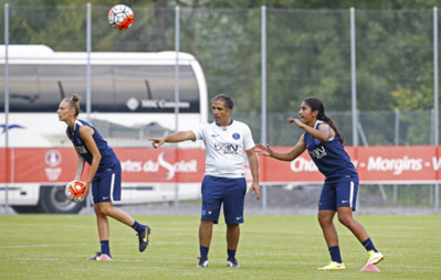 Farid Benstiti prépare les prochaines échéances (photo PSG) Farid Benstiti prépare les prochaines échéances (photo PSG)