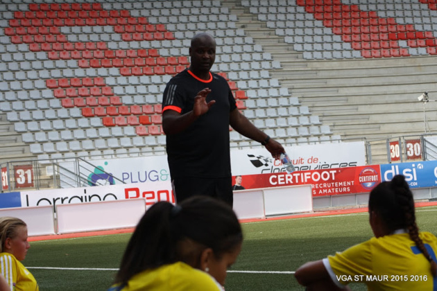 Régis Mohar entame sa cinquième saison à la VGA Saint-Maur féminin (photo club) Régis Mohar entame sa cinquième saison à la VGA Saint-Maur féminin (photo club)