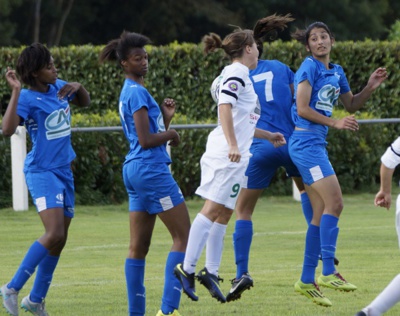 La défense de Soyaux avec de nouveaux visages (photo Sébastien Duret) La défense de Soyaux avec de nouveaux visages (photo Sébastien Duret)