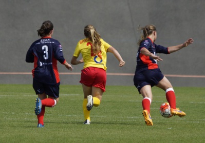 Marion Braunwart a trouvé les espaces dans la défense ornaysienne (photo Sébastien Duret) Marion Braunwart a trouvé les espaces dans la défense ornaysienne (photo Sébastien Duret)