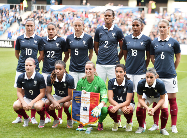 Bleues - Une rentrée victorieuse sur deux coups de tête ! Bleues - Une rentrée victorieuse sur deux coups de tête !